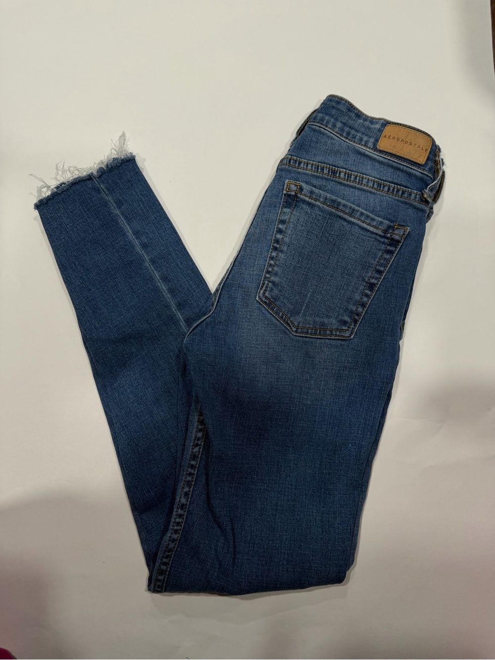 Aeropostale Women's Frayed Hem Skinny Jeans - Blue Denim